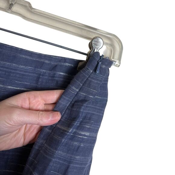 Jones New York linen blend wrap skirt. Size 12 - Picture 4 of 7